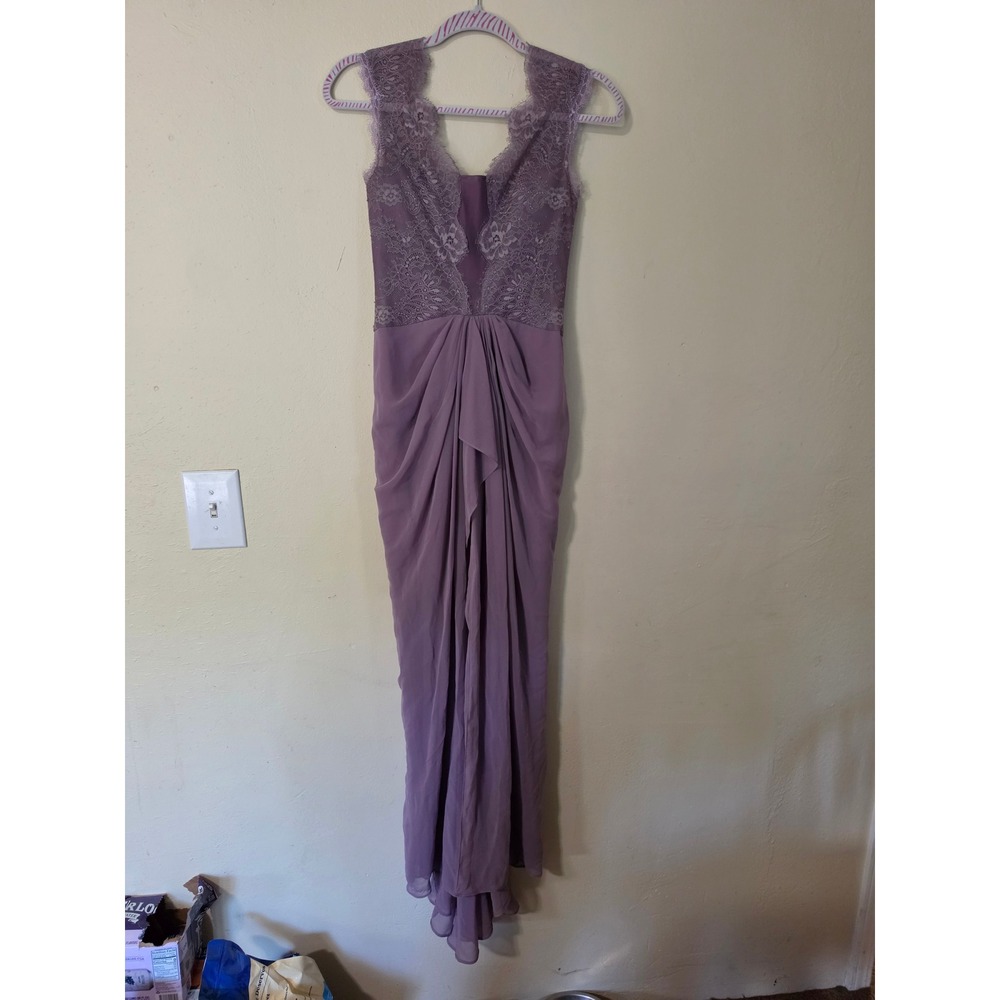 BCBGMAXAZRIA Brandy Gown Dark Lilac Mauve Lace Ruffle Formal Dress Size 0